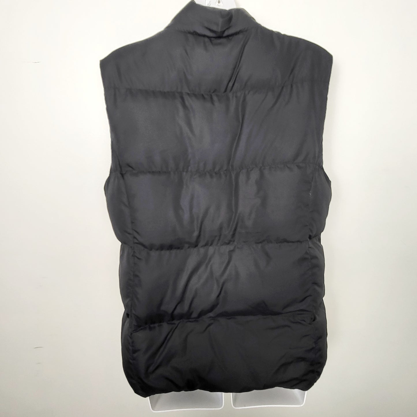 AGLL1 - Mountain Warehouse black puffer vest. Size 10