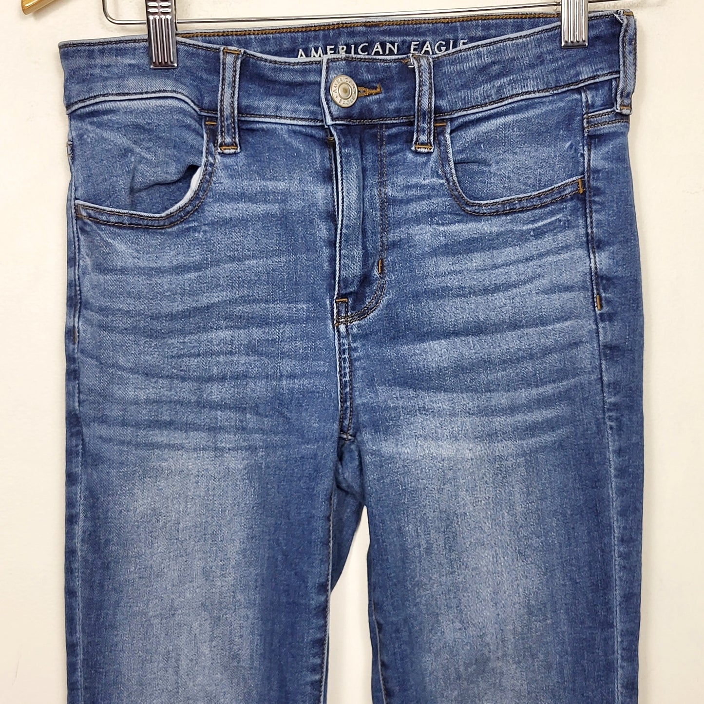 MVLK - American Eagle medium wash high rise jeggings. Size 4
