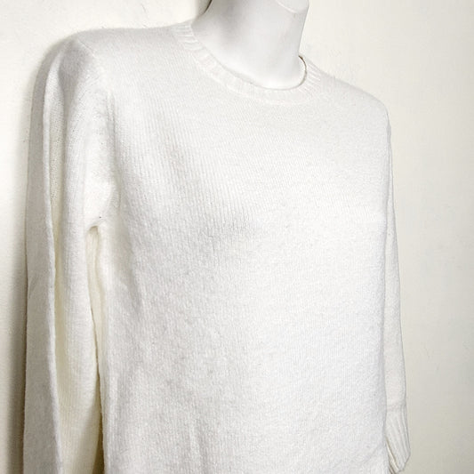 DZAV1 - Core Life cream coloured sweater. Size medium