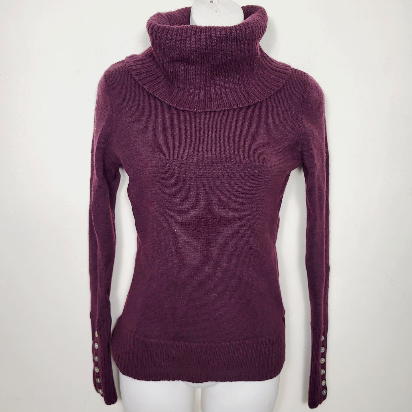 AMLE - Kenar 100% Merino wool cowl neck sweater. Size small
