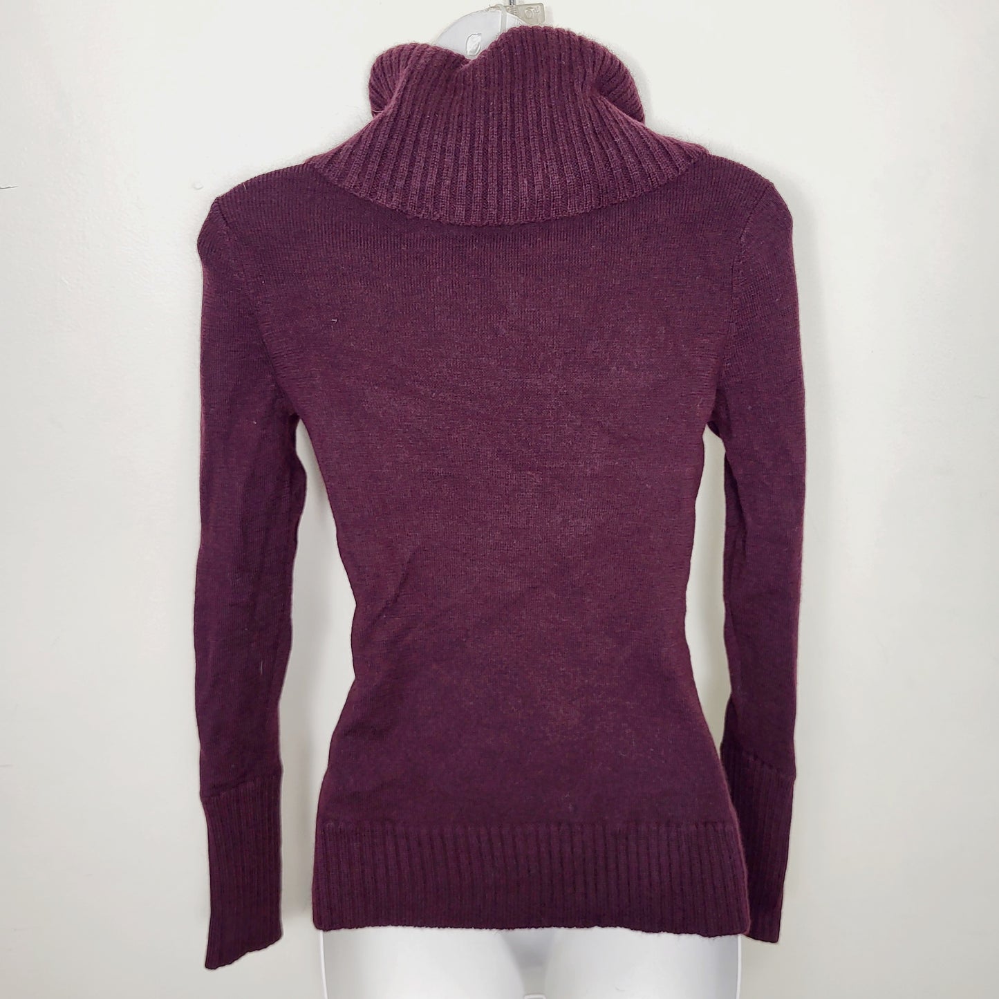 AMLE - Kenar 100% Merino wool cowl neck sweater. Size small