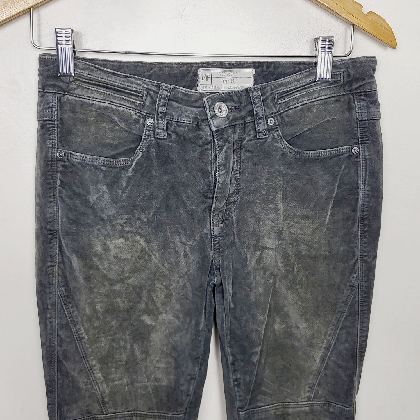AMLE1 - Free People grey-green crushed velvet pants. Size 27
