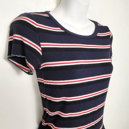 DZAV2 - Garage navy striped rib knit cropped t-shirt. Size small