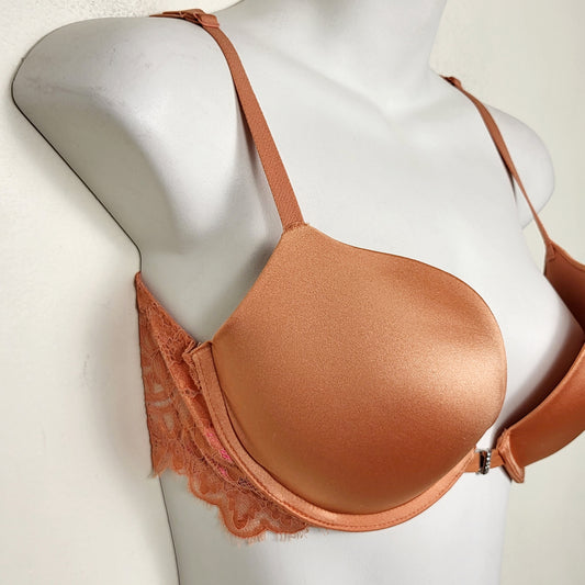 JKZ - La Senza front clasp satin "Classic Plunge" push-up bra. Size 32D
