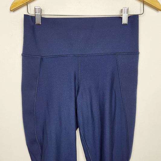 COWN1 - Old Navy navy Elevate sculpting leggings. Size like a small