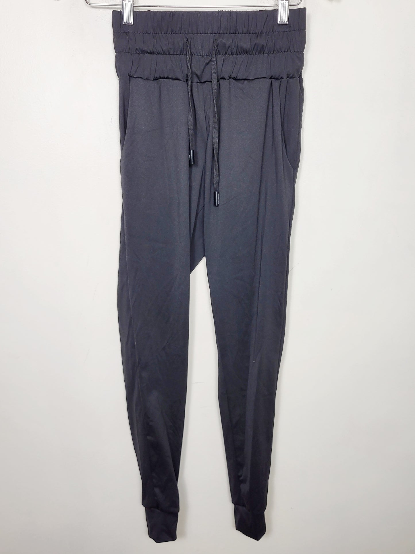 DOKN - Arro Athletics black high waisted drawstring "Formation" joggers. Size small