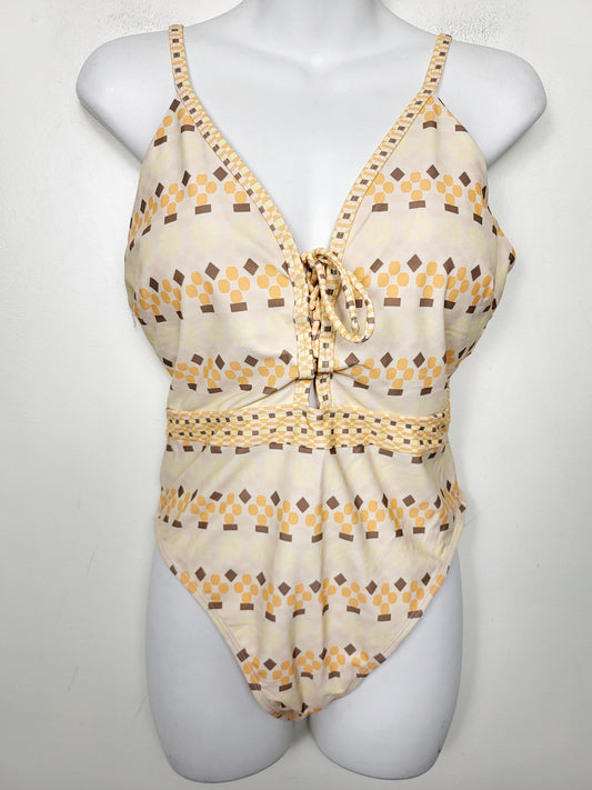 AGLL2 - NEW - Cupshe Stefanie Geo Print Lace-Up One-Piece Swimsuit. Size large