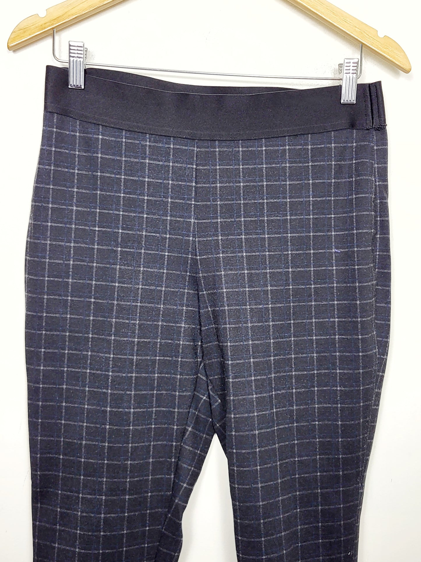 TRCA1 - Reitmans plaid stretch dress pant leggings. Size 10