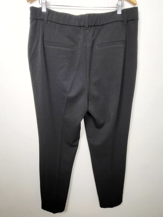 SPMP - Reitmans black straight leg dress pants. Size 16