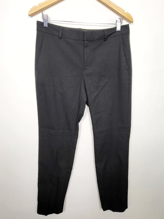 CHSP2 - Banana Republic Factory black "Ryan" curvy fit straight leg trousers. Size 6 (size bigger)