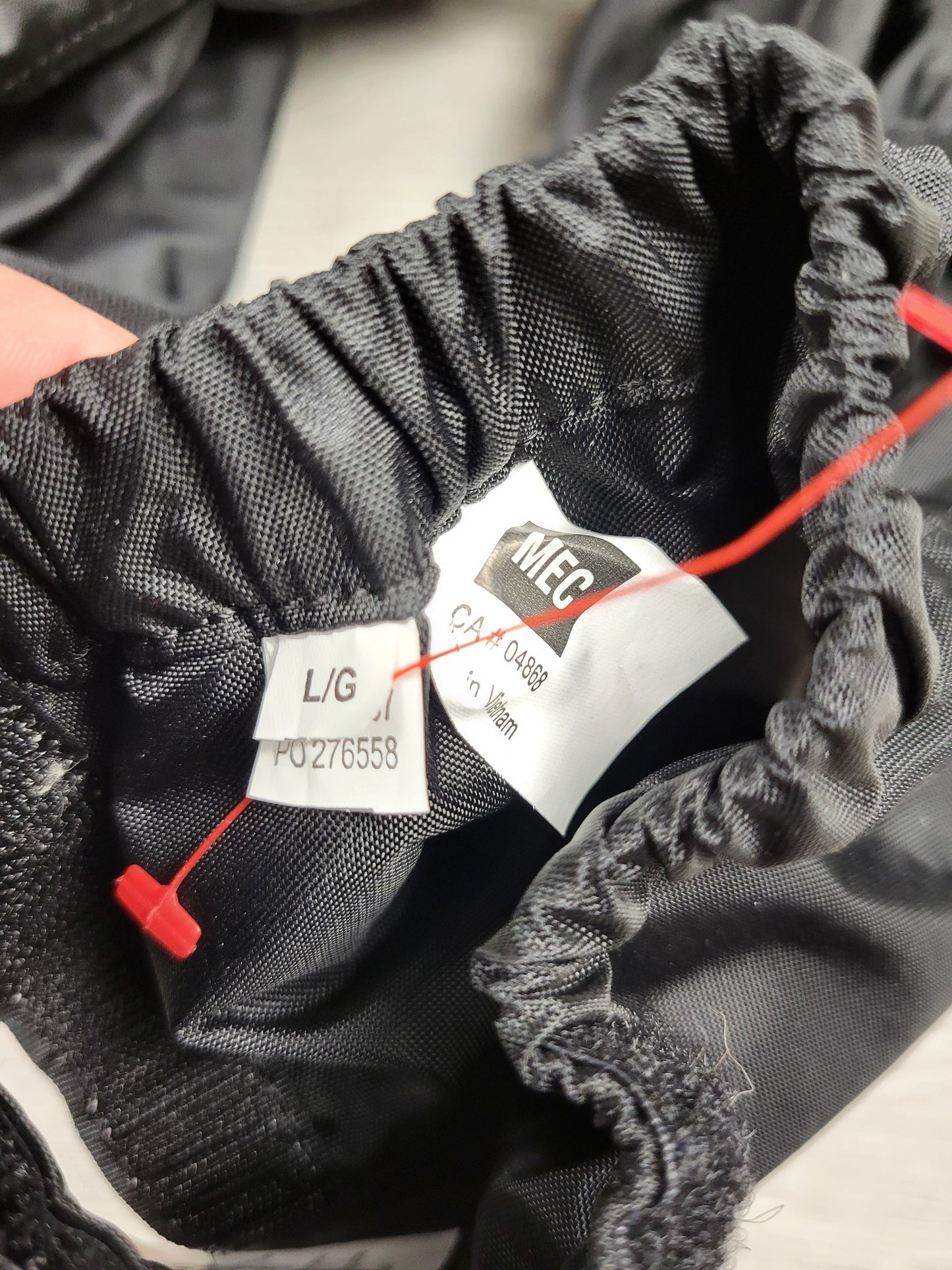 MEC Cloudburst Shoe Covers. Unisex size large