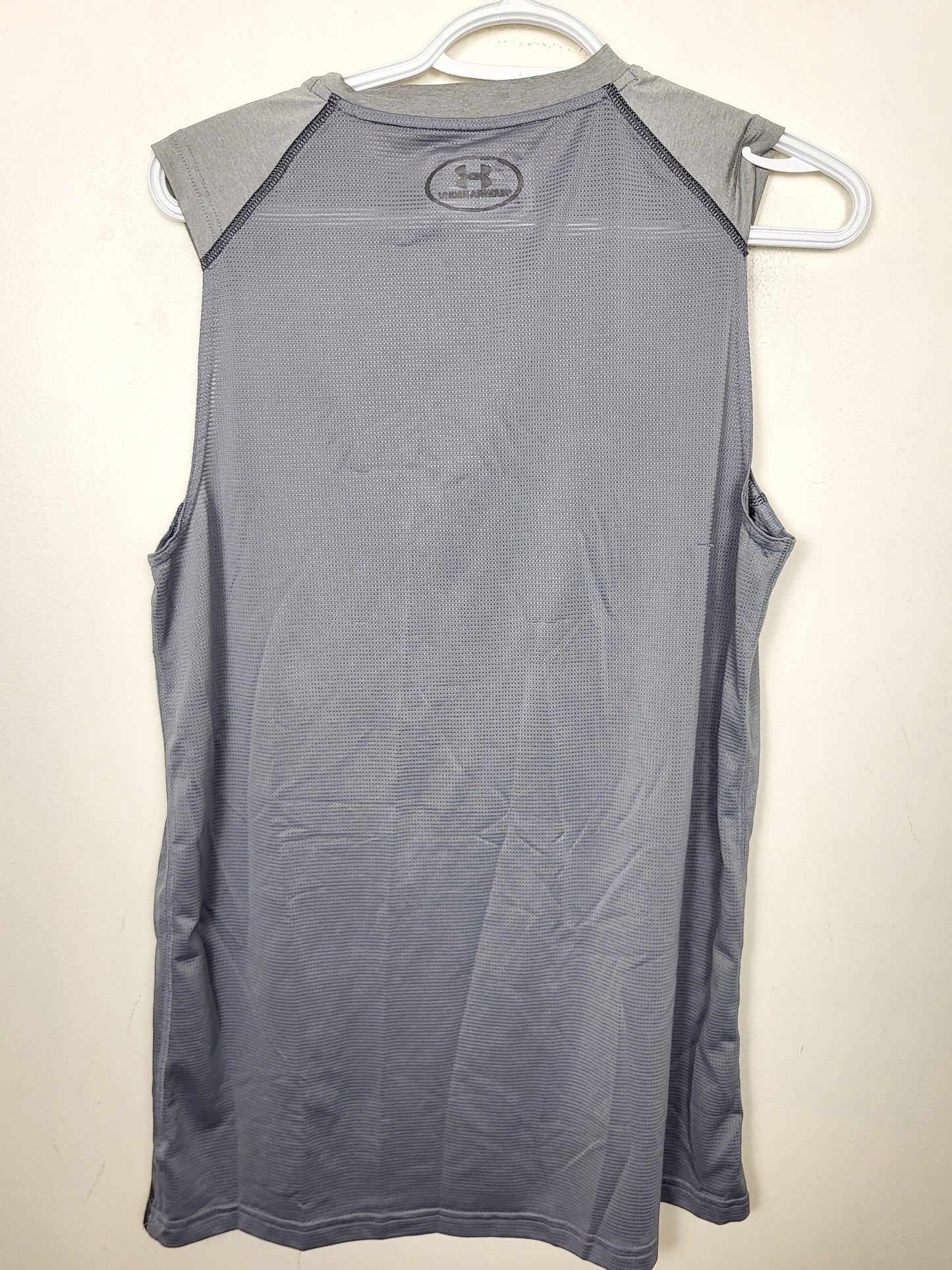 Under Armour grey fitted active tank. Men's size medium