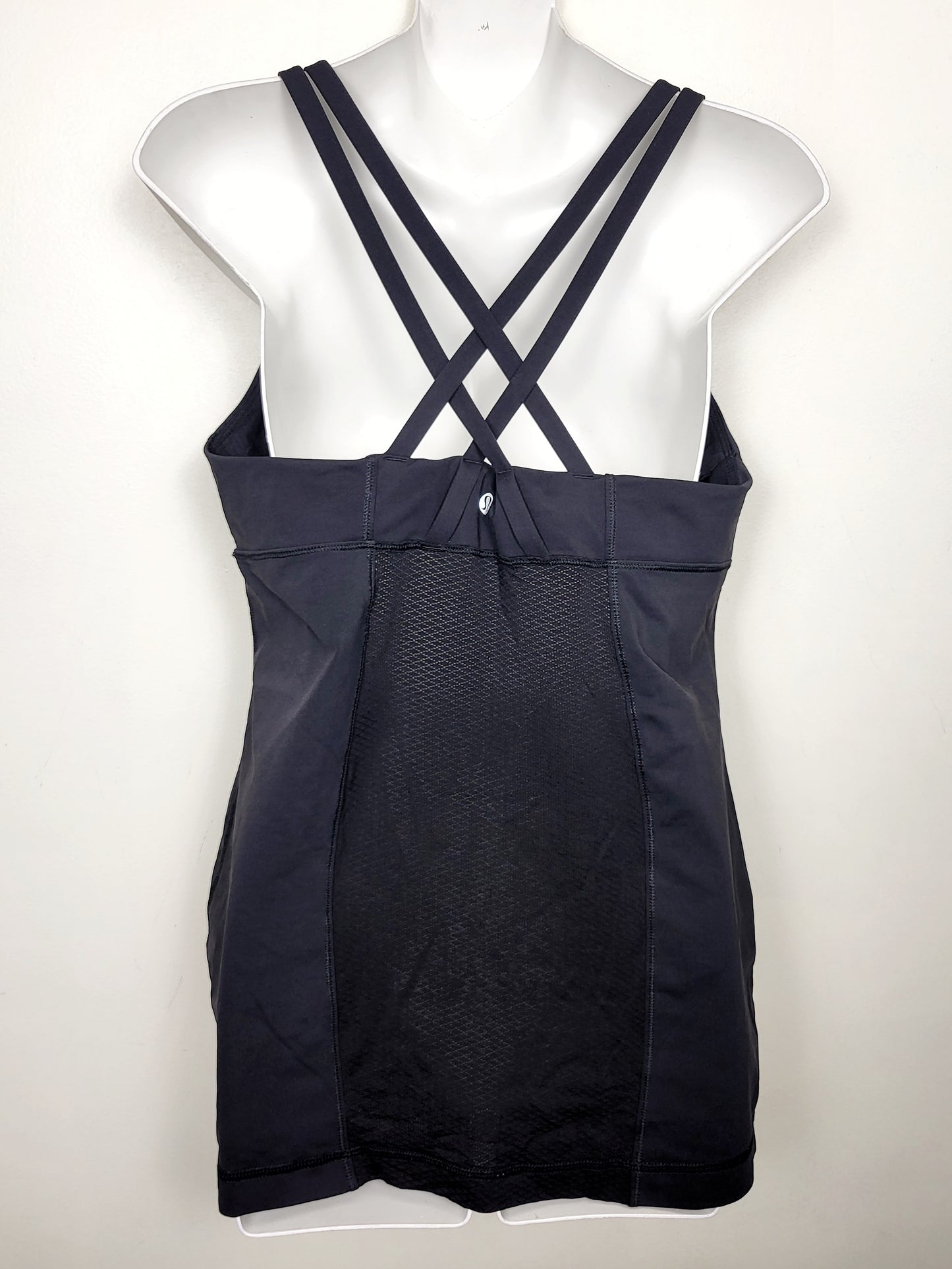 Lululemon black floral print energy tank. Approx size 6