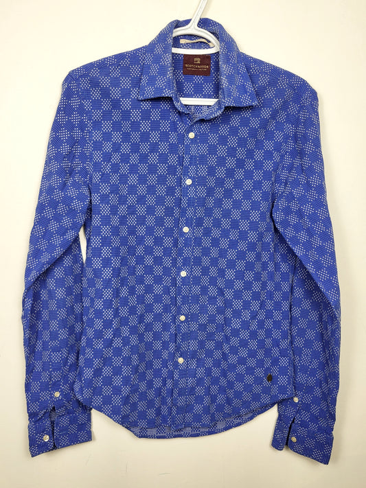 Scotch and Soda blue geometric pattern casual button down shirt. Size small