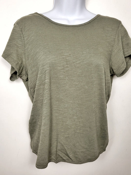 Abercrombie and Fitch green twist back t-shirt | Size MEDIUM