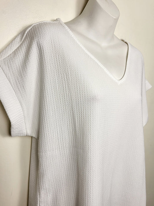 Cleo white textued top | Size MEDIUM