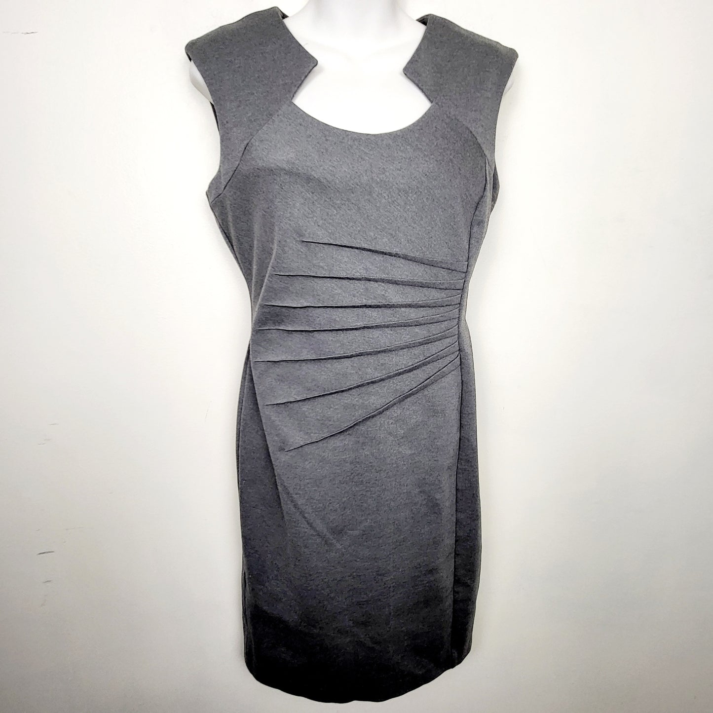 JKZ1 - Calvin Klein grey sheath dress. Size 6
