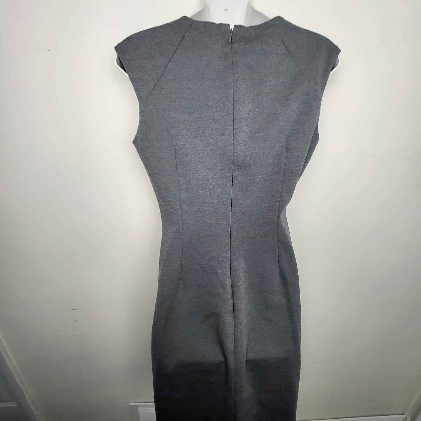 JKZ1 - Calvin Klein grey sheath dress. Size 6