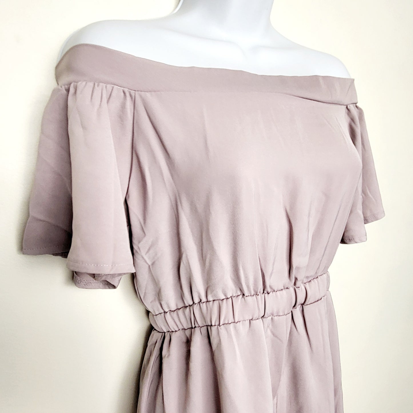 AMHU1 - Ava mauve off the shoulder romper. Size 8
