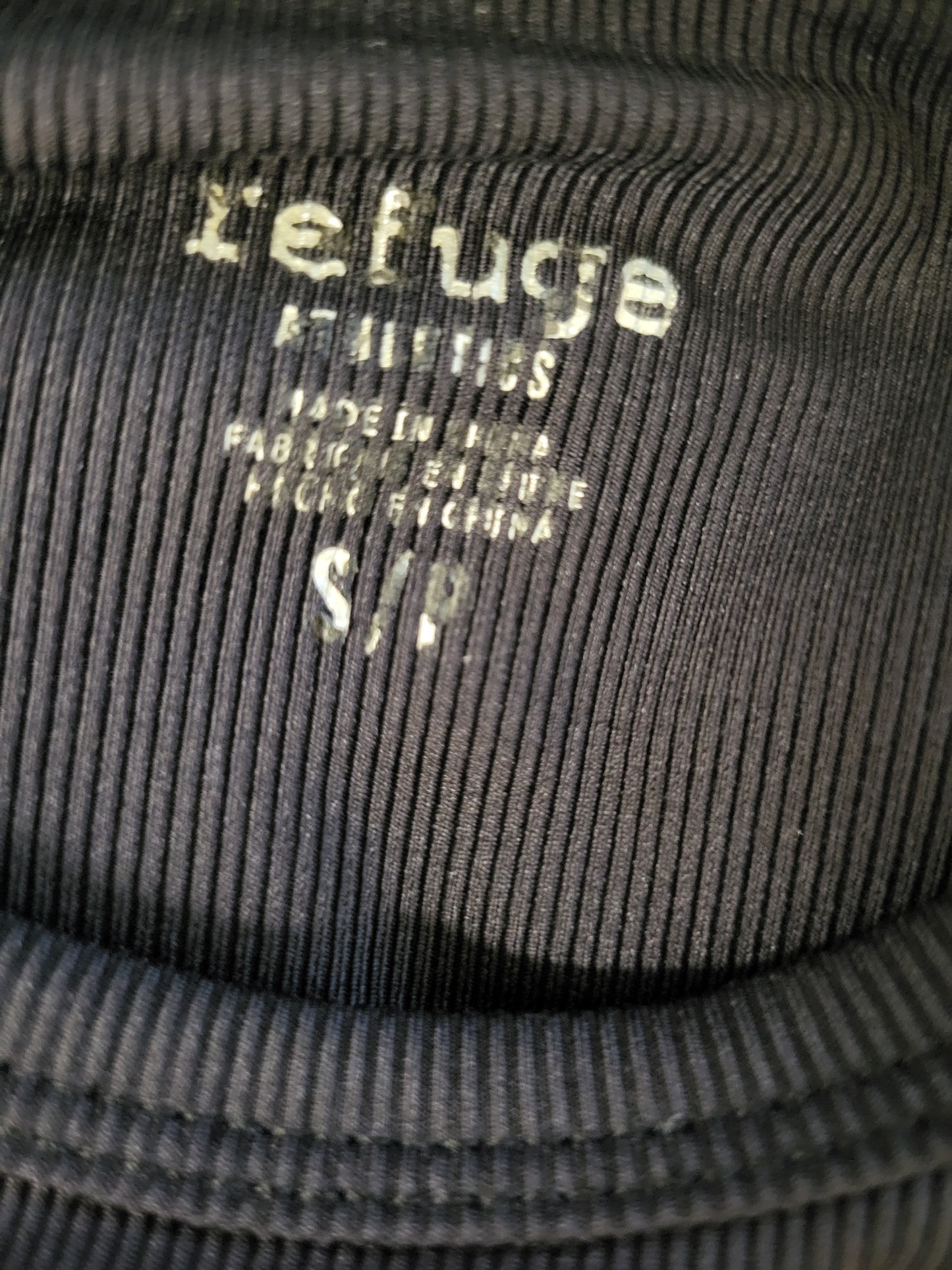Refuge black ribbed ruched crop top | Size SMALL