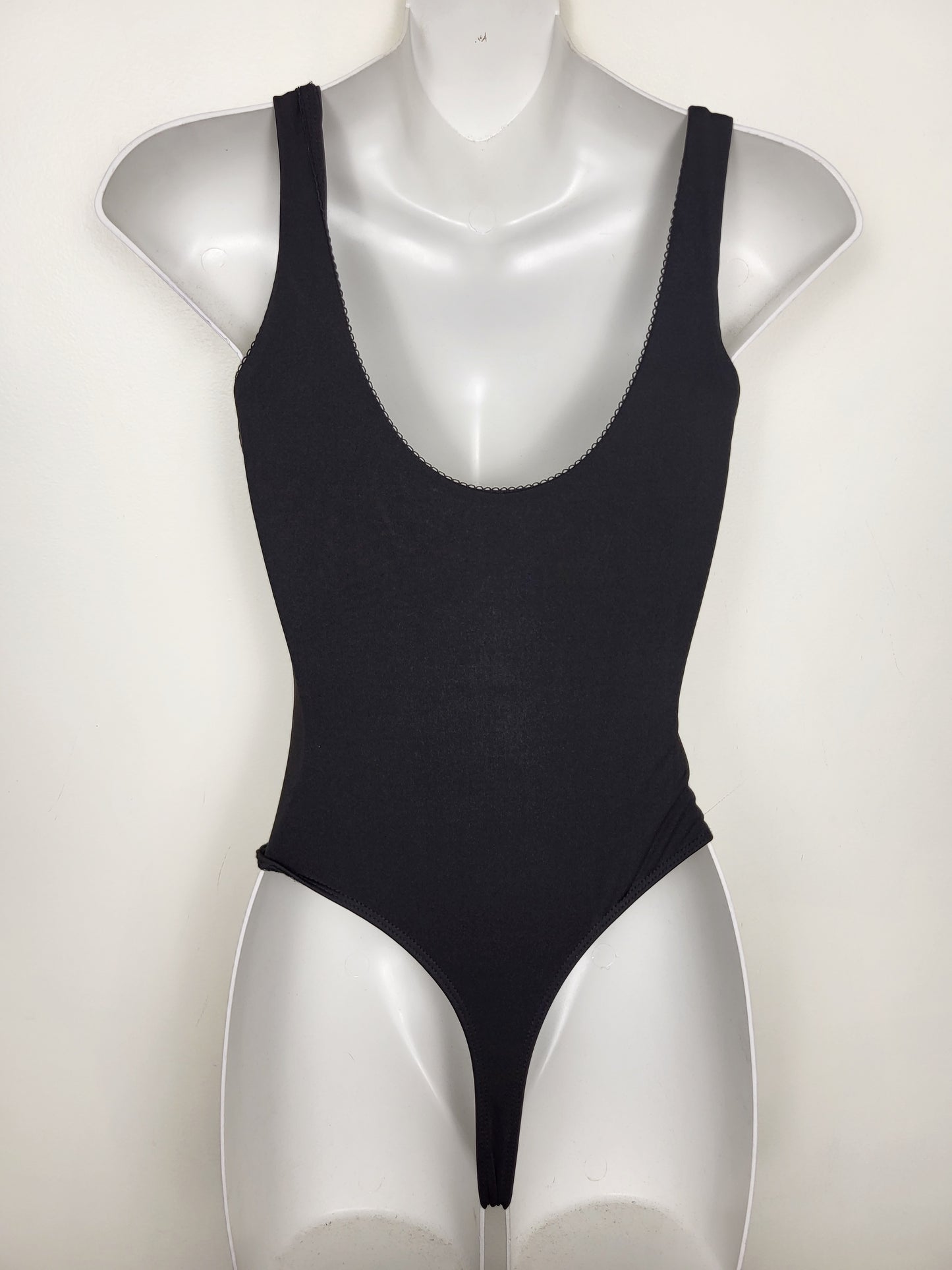 SWS black contour bodysuit | Size SMALL