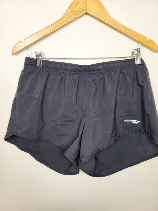 Saucony black run shorts | Size MEDIUM