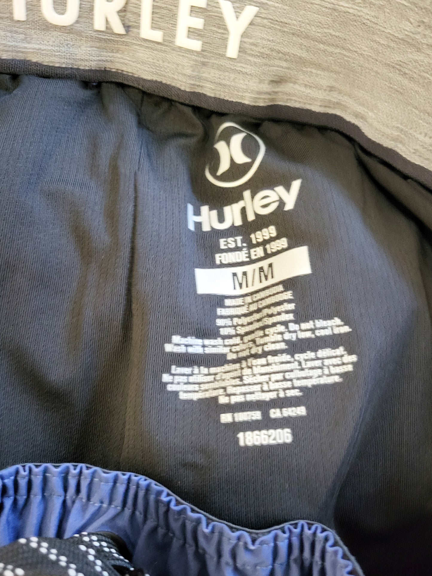 Hurley Men's Gradient Striped Volley Swim Shorts | Size MEDIUM