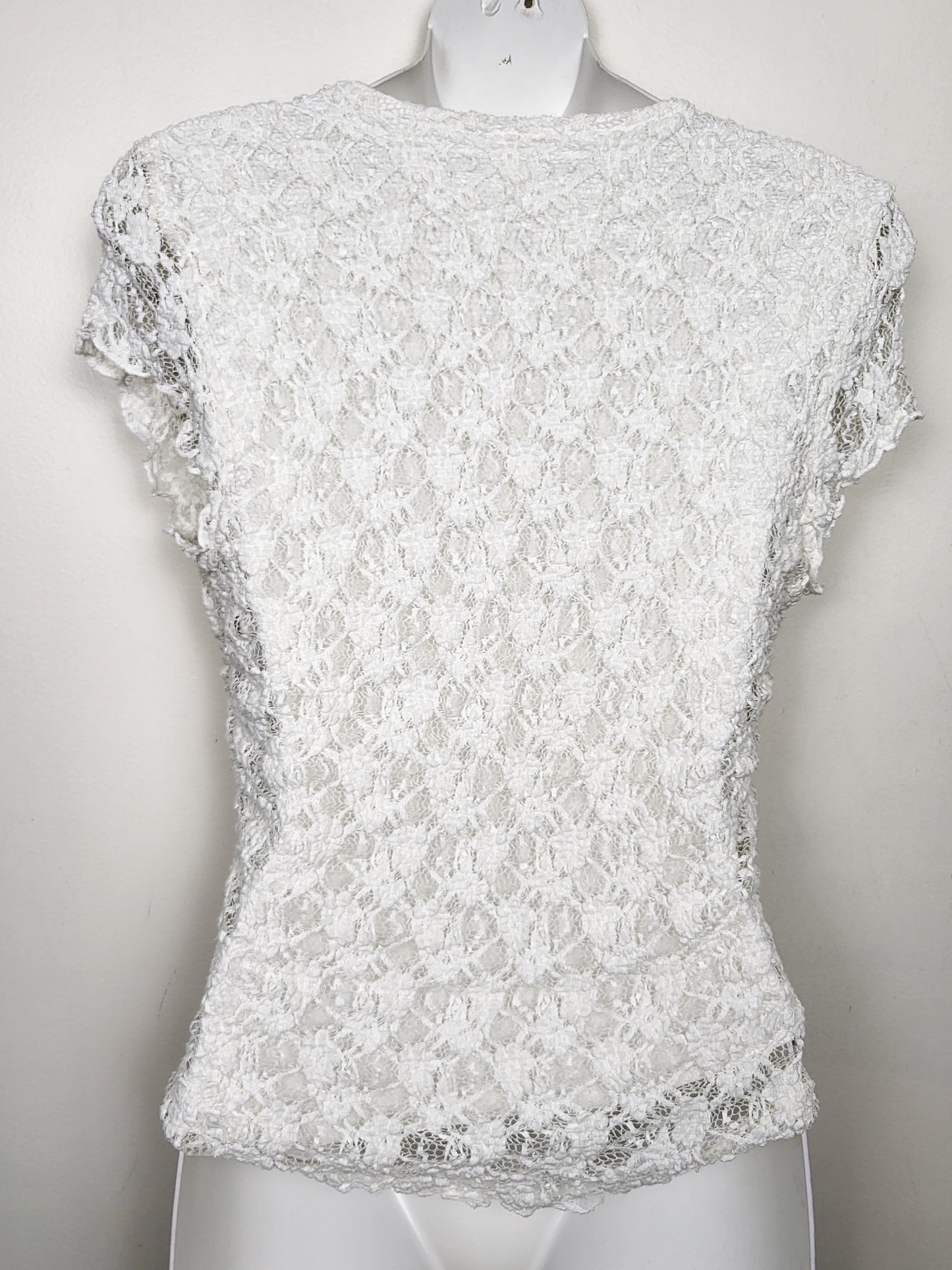 Cream coloured lace top | Approx size SMALL