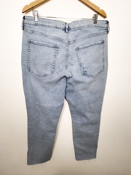 NEW - Old Navy Women's High-Waisted Button-Fly OG Straight Ripped Side-Slit Jeans | Size 18