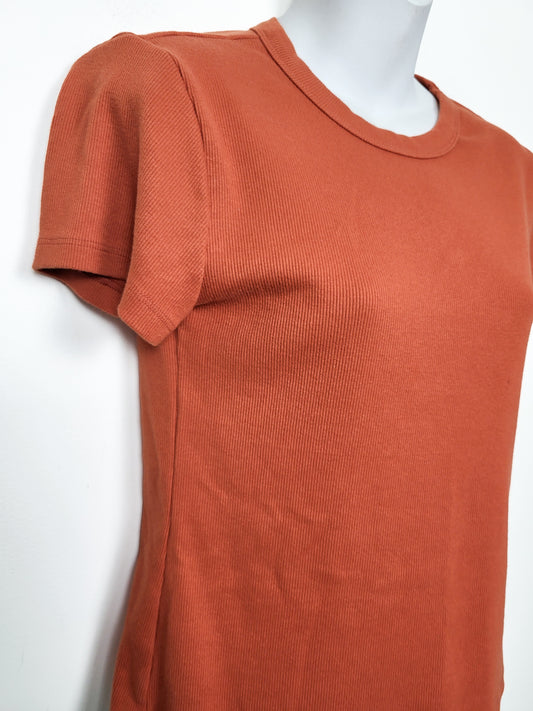 Old Navy Rust Orange Snug Crop Ribbed Crew-Neck T-Shirt - Size MEDIUM