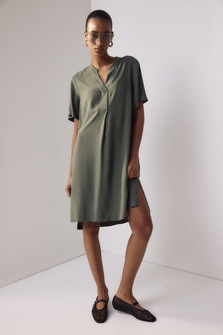 DOKN - H and M olive green viscose tunic dress. Size small