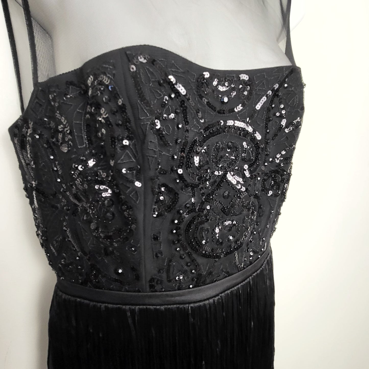 AMHU11 - NEW - BCBG Max Azria Black Fringe Sleeveless "Melly" Sheath Dress. Size 8