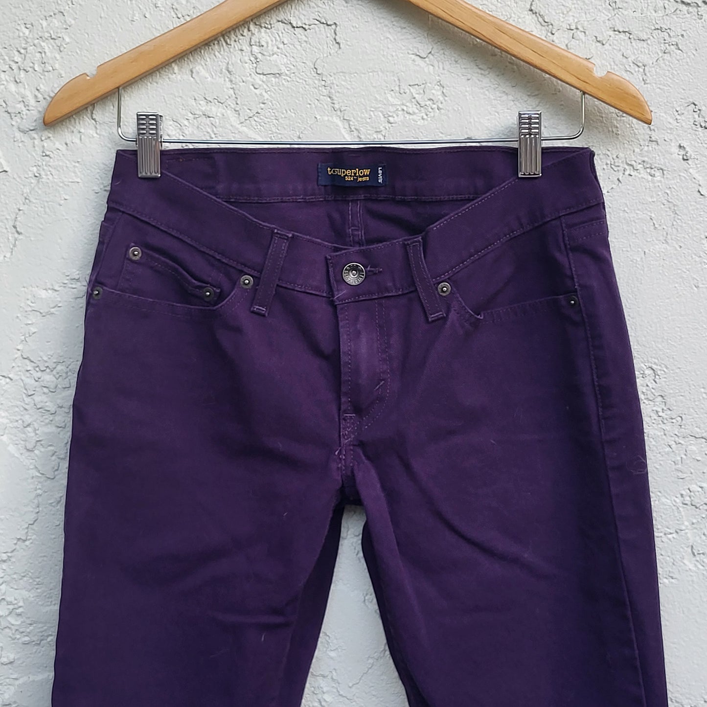 JECH1 - Vintage Y2K Levi's purple 524 "Too Super Low" low rise jeans. Size 9