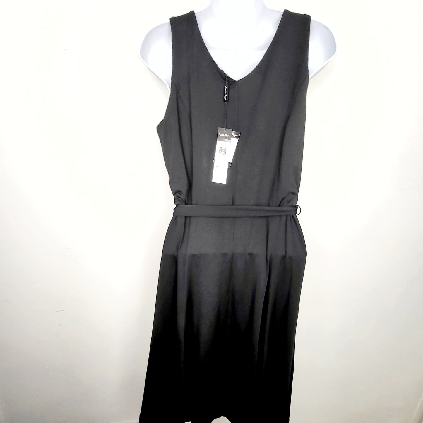 AMHU11 - NEW - Charlie Paige black faux wrap sleeveless dress. Size small/medium