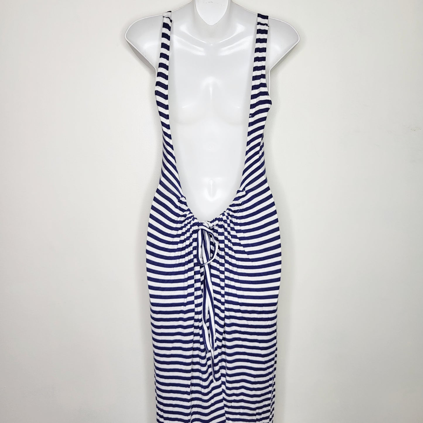 CSWRTZ1 - O'neill navy striped maxi dress with scoop back, size medium, good condition