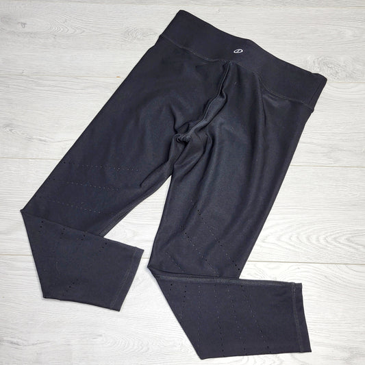 MSNDS1 - Reitmans Hyba black capri active leggings, size small, good condition
