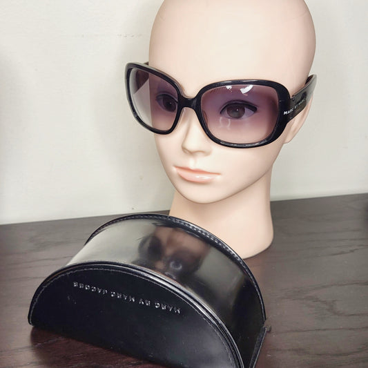 CHND22 - Marc by Marc Jacobs black bugeye sunglasses, good condition