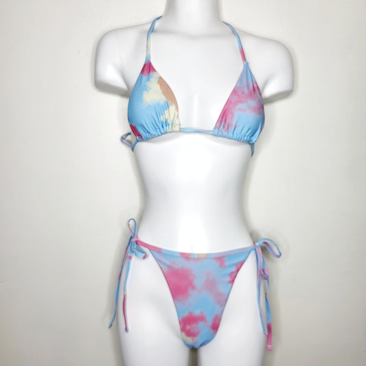 SHCA11 - Blue and pink patterned 3pc swimsuit, size medium, good condition