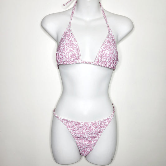 SHCA11 - Pink floral print 3pc swim set, sizes like a medium, good condition