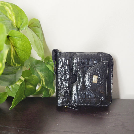 MAYE2 - Rasleeni black crocodile patterned patent leather wallet, good condition