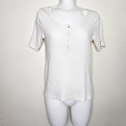 KLJ1 - H and M white ribbed t-shirt with buttons, size large, good condition