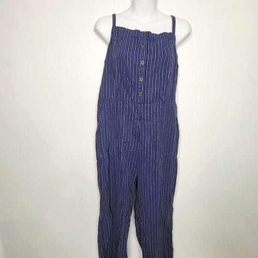 NTLL1 - Old Navy blue striped wide legged linen blend jumpsuit / romper, size large, good condition