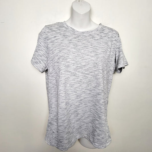 JFLM1 - Mondetta t-shirt. Size small