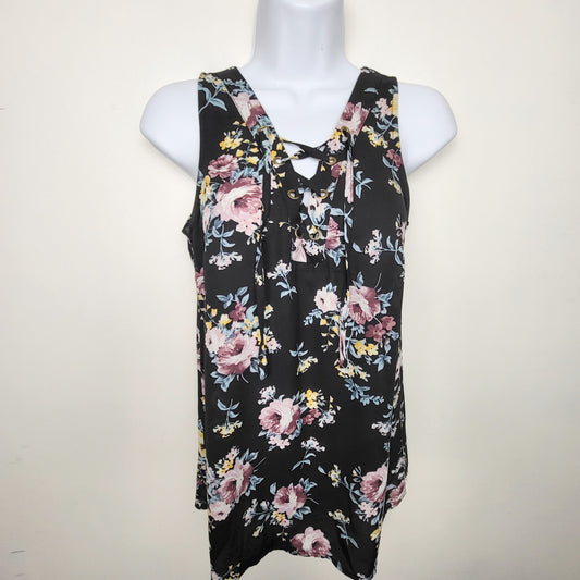 JFLM2 - Kismet black floral print sleeveless blouse. Size XS