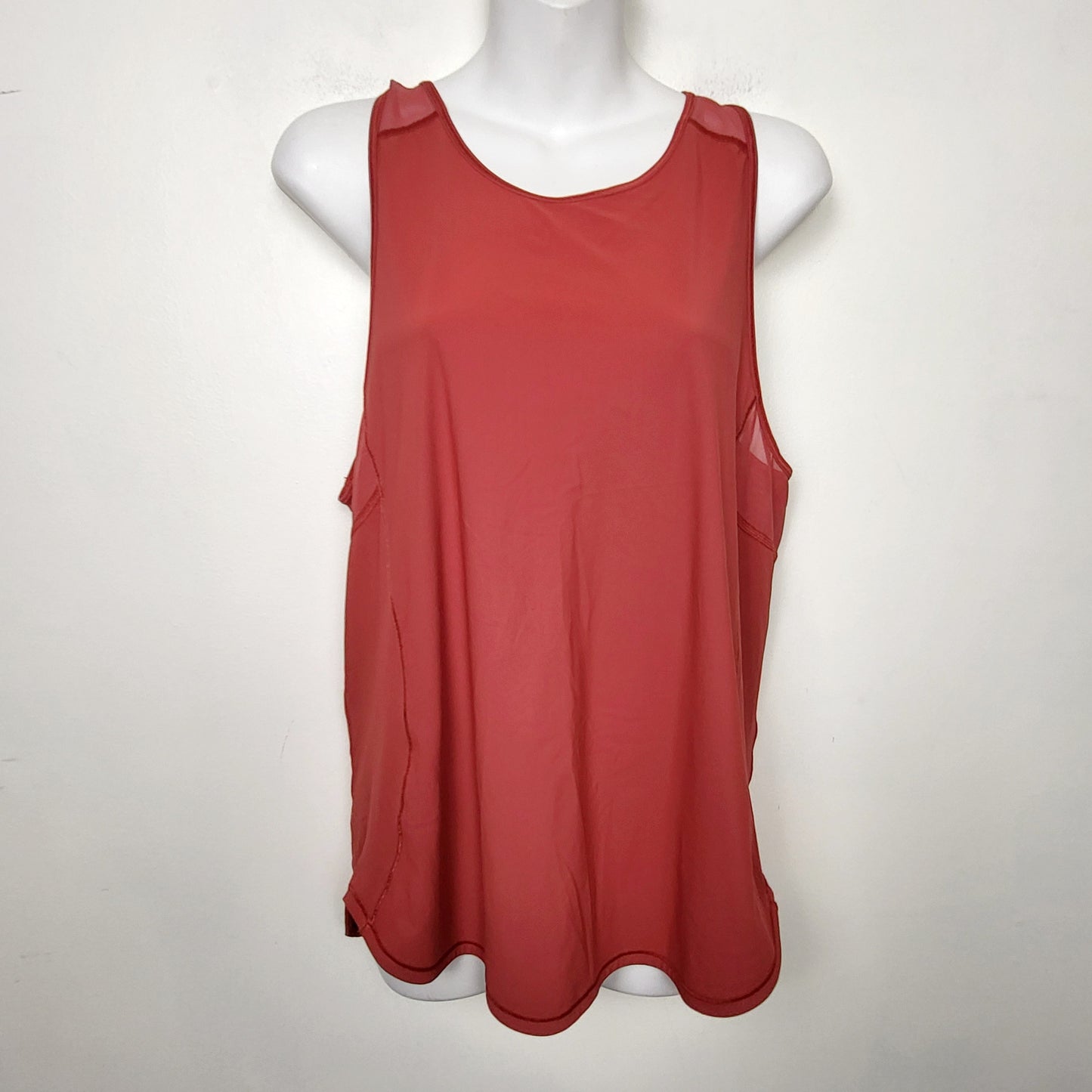 KBRD - Lululemon red tank top. Sizes like a small 🍁