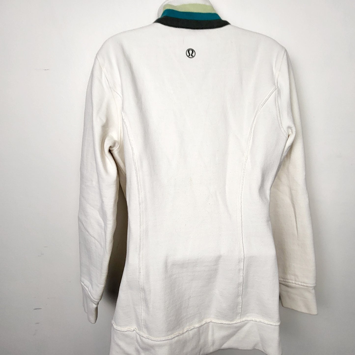 KBRD - Lululemon cream coloured full zip jacket. Size 10
