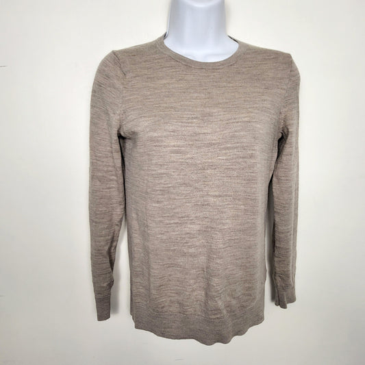 CSAL1 - Lord and Taylor light brown extra fine Merino wool sweater. Size medium