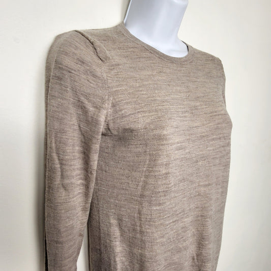 CSAL1 - Lord and Taylor light brown extra fine Merino wool sweater. Size medium