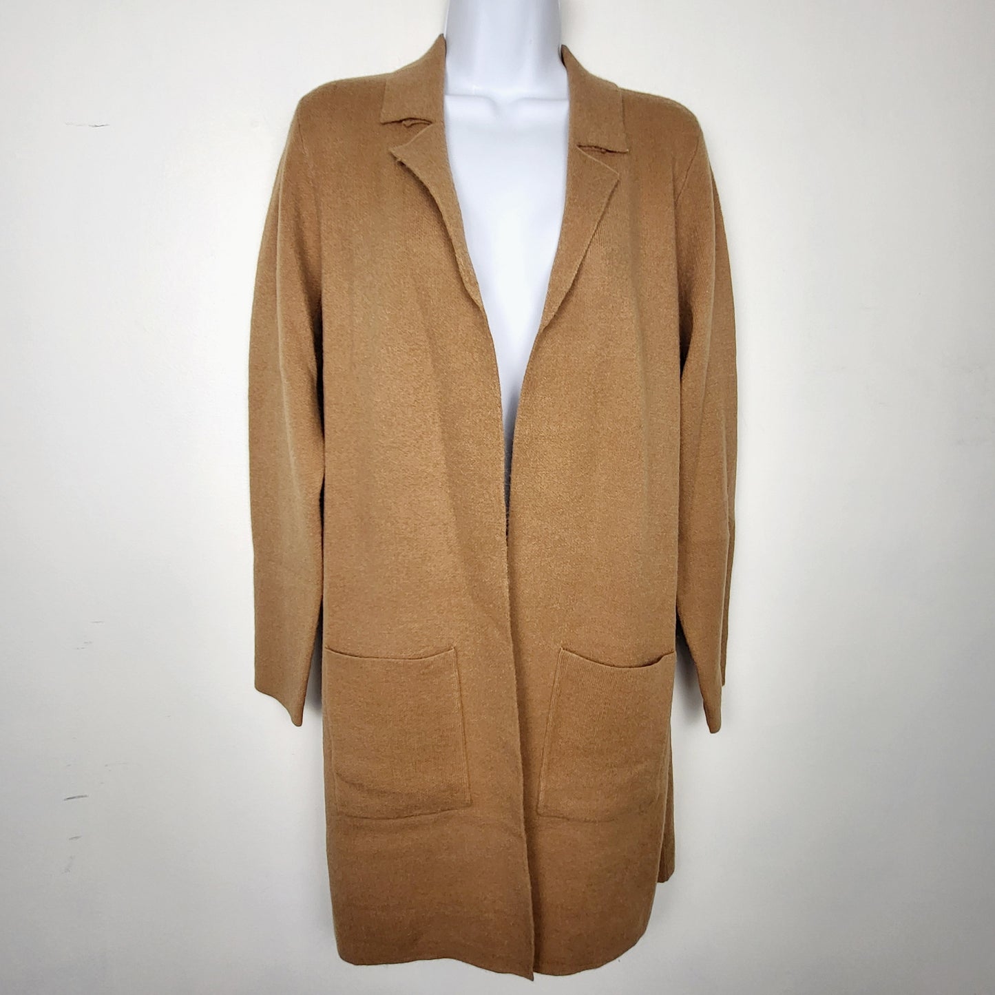 LHEP1 - NEW - Vero Moda tan "Coatigan". Size large