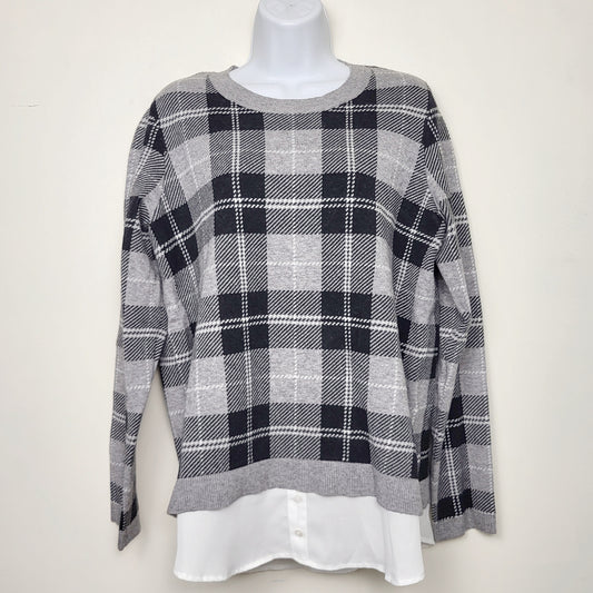 MFTZ2 - NEW - Anne Klein grey plaid sweater. Size medium